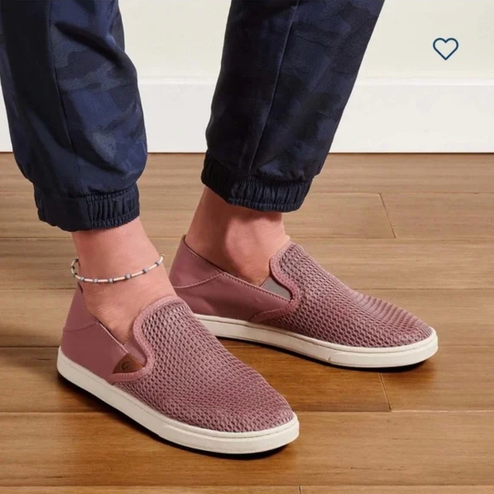 OluKai Pehuea Mesh Slip On Sneakers Ash‎ Rose Womens 8